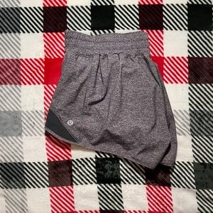 LIKE NEW Sz 12 Lululemon Hotty Hot short